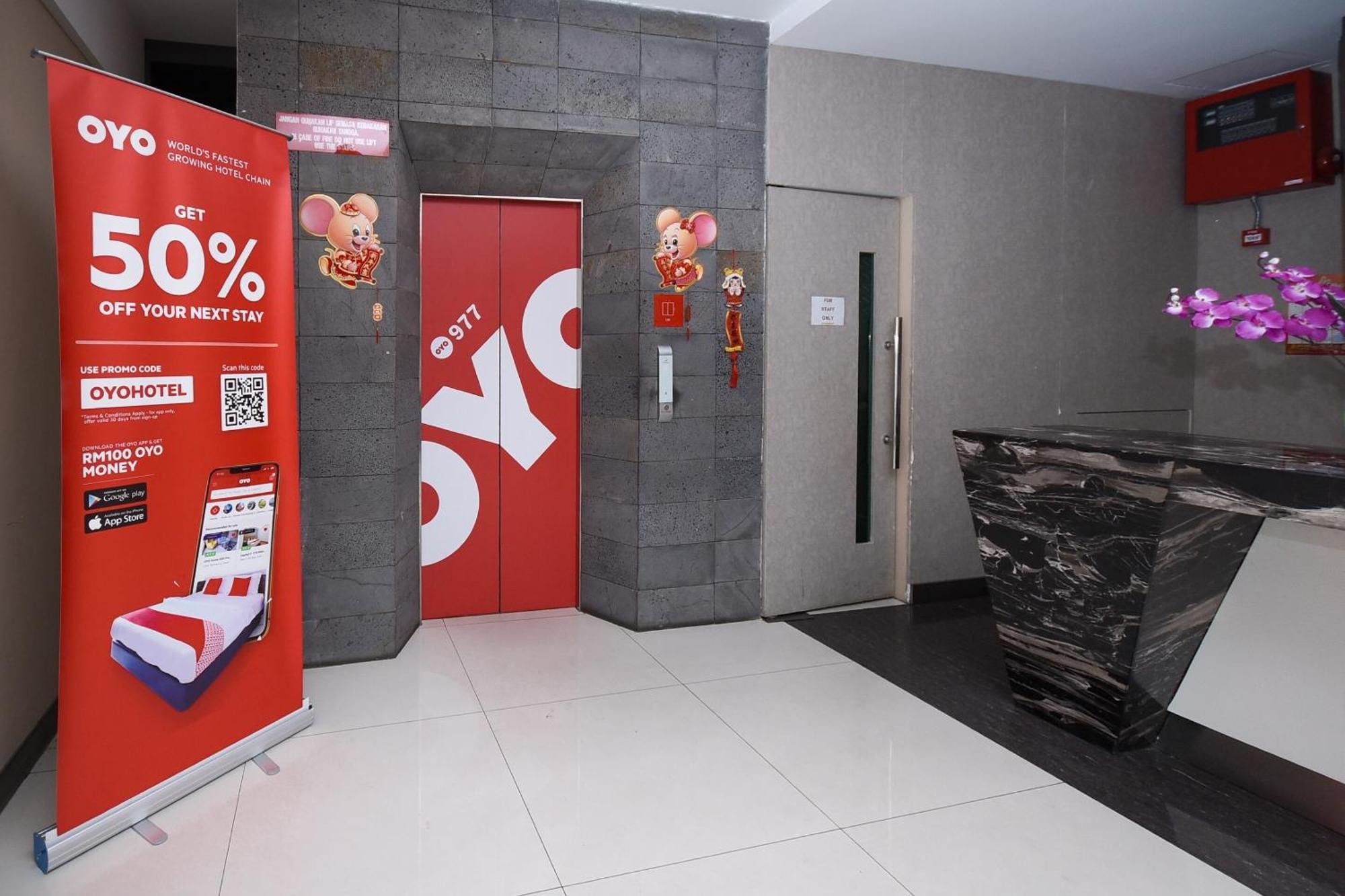 Super Oyo 977 Hong Kong Suites